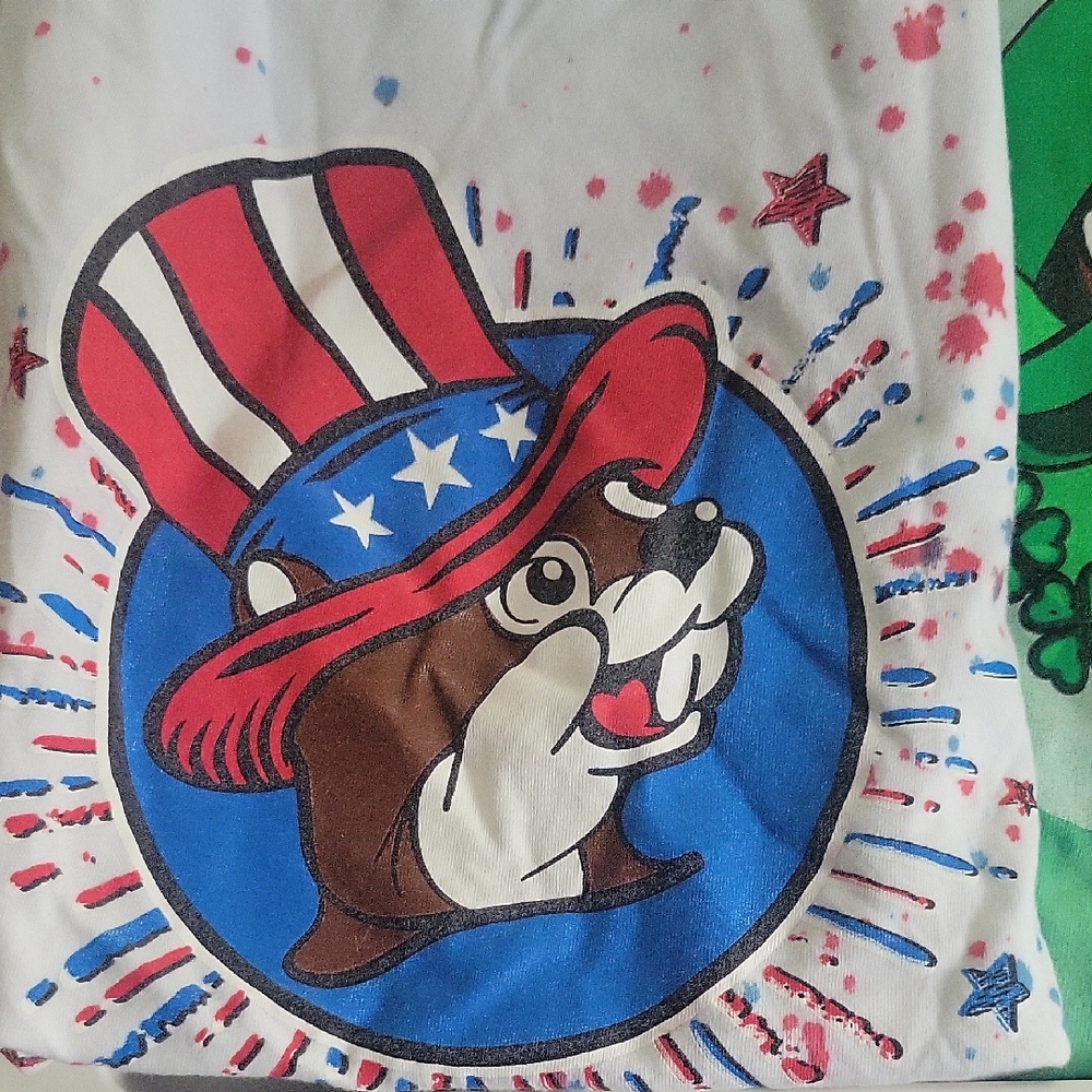 Buccee's Holiday 3 T-shirt BUNDLE